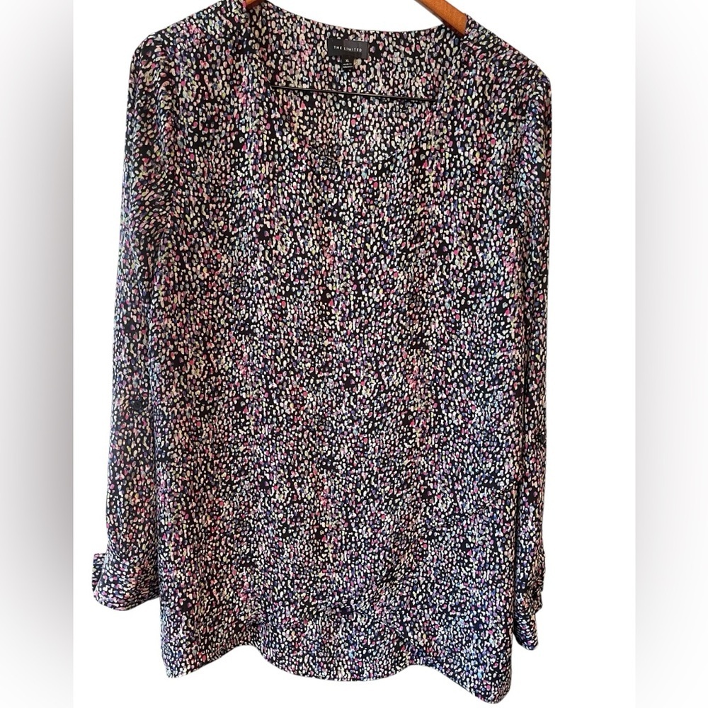 🩷🔥NWOT THE LIMITED Women's size XL Top with Colorful Dot Pattern. Like New! - Picture 2 of 10
